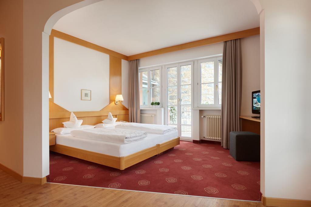 Hotel Goldene Rose Bruneck Buitenkant foto
